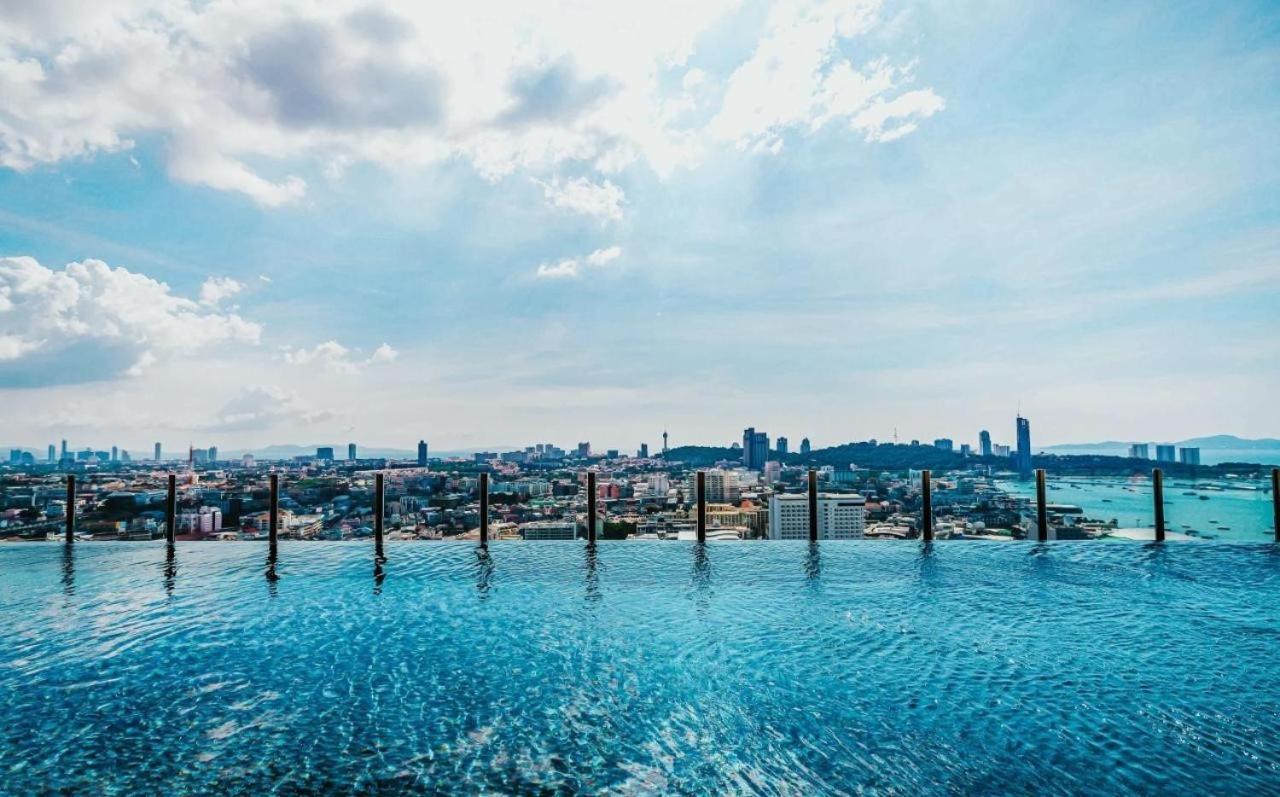 Central Pattaya Condo With A Beautiful View Экстерьер фото