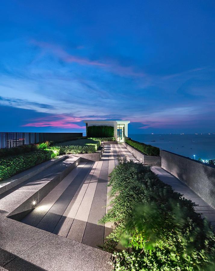 Central Pattaya Condo With A Beautiful View Экстерьер фото